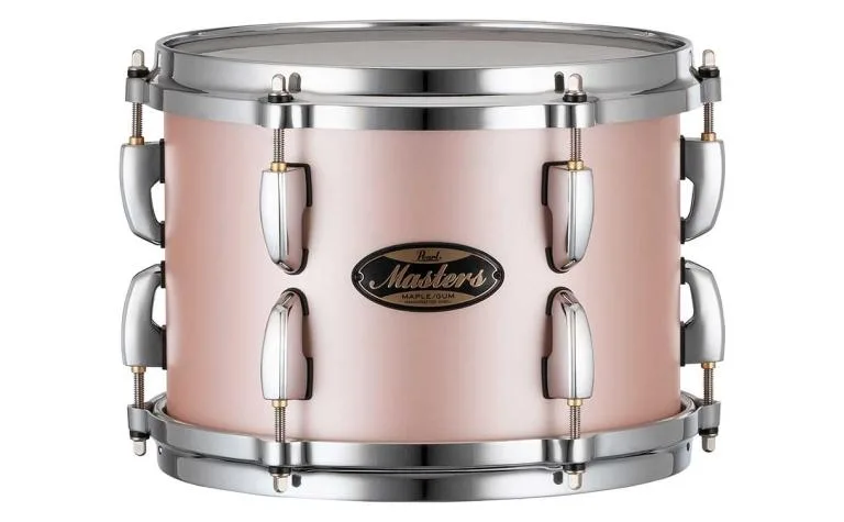 Pearl Drums Europe - Masters Professional Drum Hardware Professional  hardware touches include SP30 spurs, LB40 floor tom legs, insulated  die-cast bass drum claws, and our sleek bridge-style CL lugs for reduced  shell