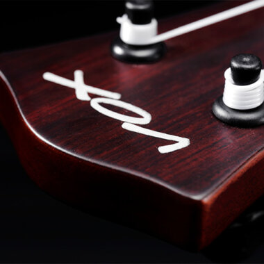 Vox-VFU-1-ukelele-gal-3-380x380