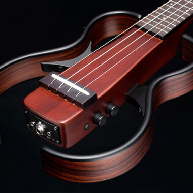 Vox-VFU-1-ukelele-gal-6-380x380