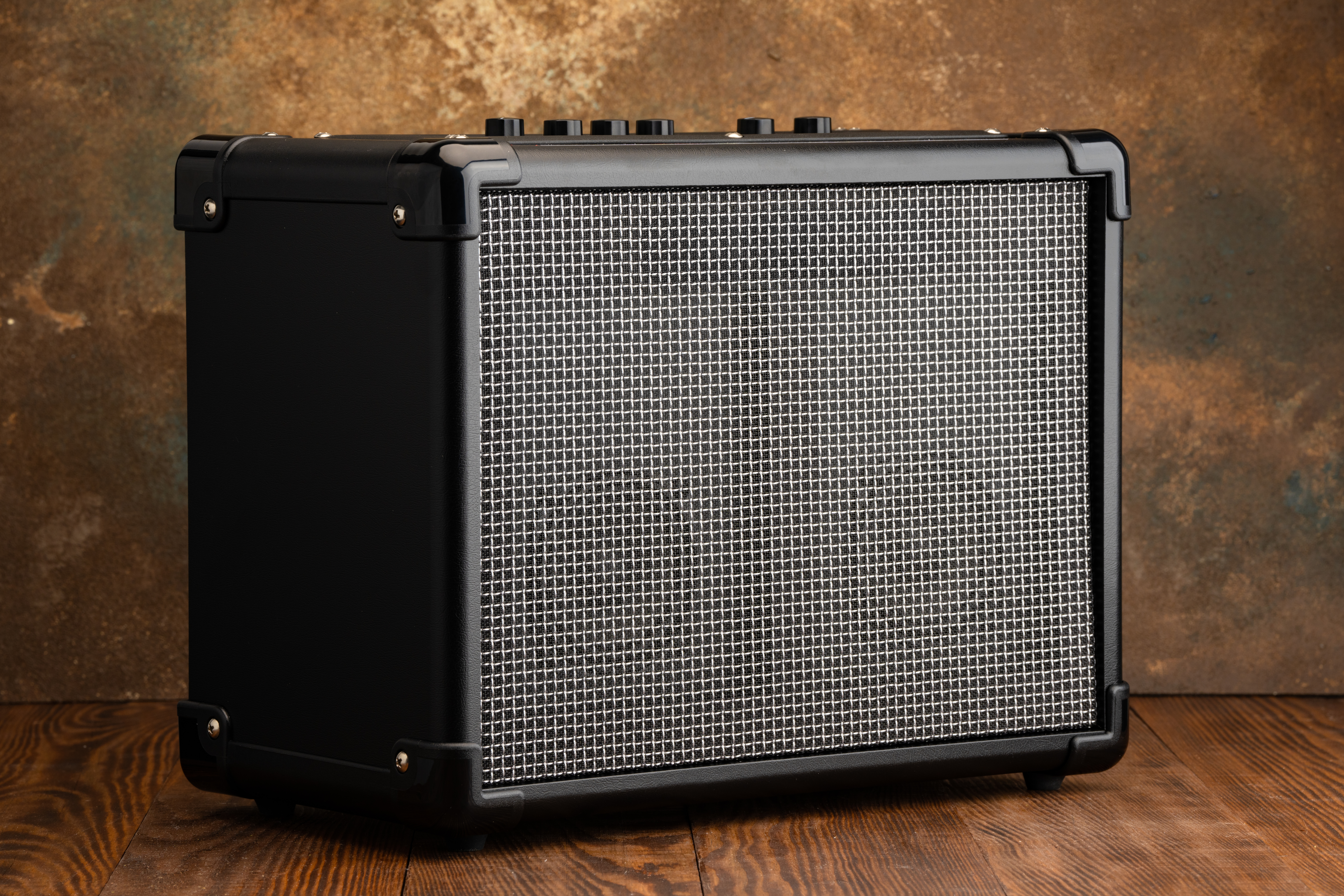 Lightweight Bass Amps: Big Tone, Tiny Footprint